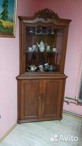 Старинные,антикварные горки, тумбочки, этажерки Старинные,антикварные горки, тумбочки, этажерки