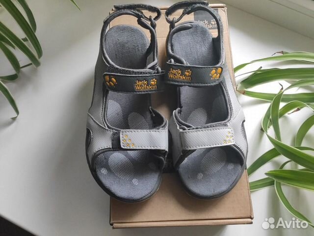 Jack Wolfskin сандали на мальчика р. 33,новые Jack Wolfskin сандали на мальчика р. 33,новые