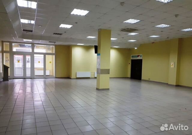 Сдам торговое помещение, 200.00 м²