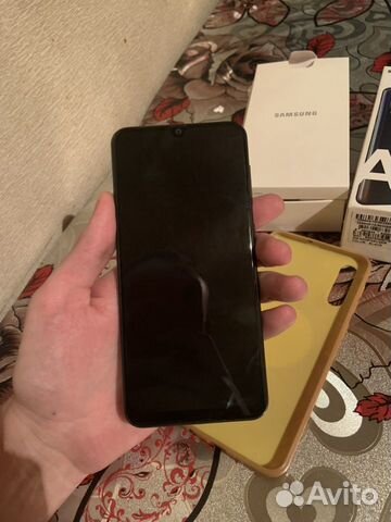Телефон Samsung А50 Телефон Samsung А50