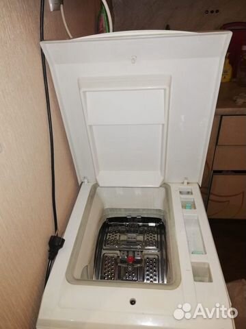 Стиральная машина с вертикальной загрузкой Стиральная машина с вертикальной загрузкой