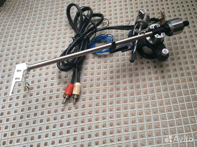 Тонарм для проигрывателя виниловых дисков