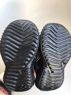 Кроссовки Adidas