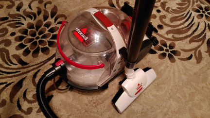 Пылесос Bissell моющий