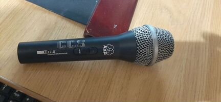 Микрофон проводной AKG D 77 S/XLR