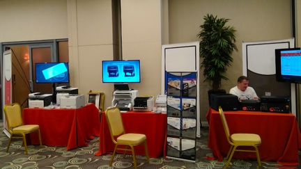 Аренда плазменной панели на стойке 55