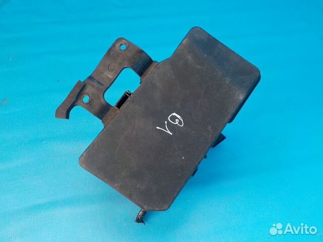 Блок предохранителей под капотом mazda 6 (GH) 2007