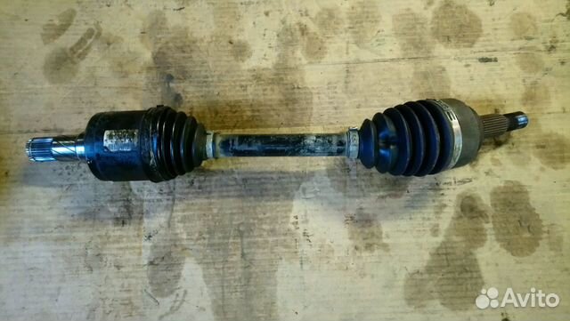 Привод шрус левый.на джип гранд чероки WK