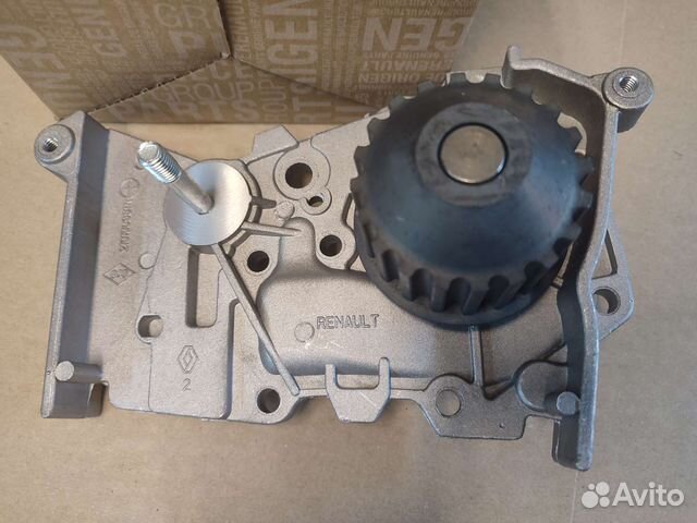 Помпа рено к4м. Помпа рено флюенс. Помпа renault 210105707r. 6 16v артикул к4м. Помпа ларгус к4м.