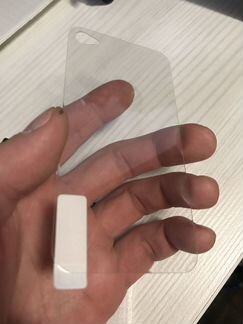 Защитное стекло заднее iPhone 4 / 4s
