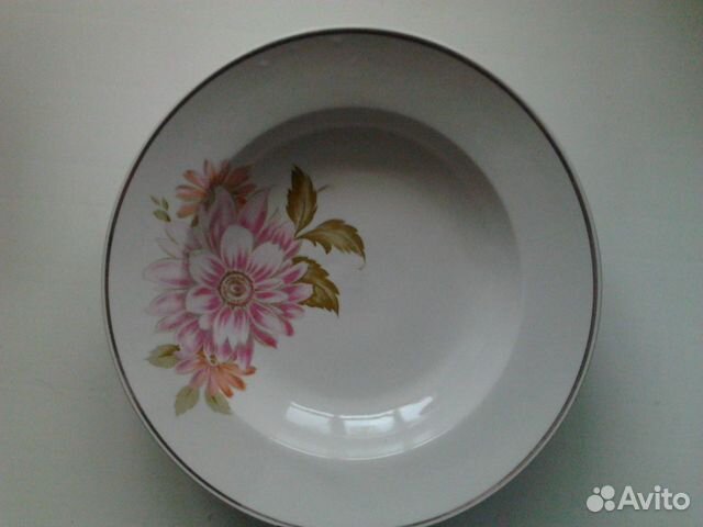 Тарелки столового сервиза фарфор Дулёво новые