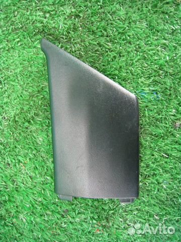 Молдинг стекла переднего правого Toyota Yaris P13