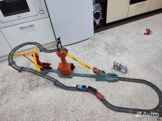 Железная дорога поезда