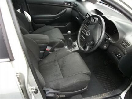 Разбор на запчасти Toyota Avensis 2