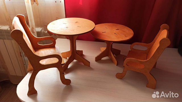Стол и стул для кукол