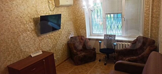 2-к. квартира, 40 м², 1/5 эт.