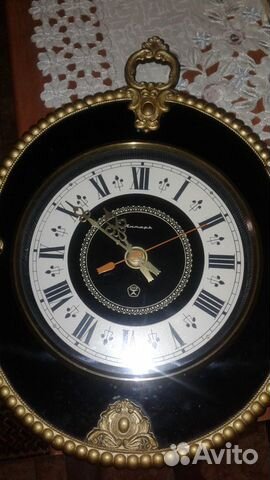 Продам настенные часы