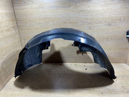 Подкрылок передний левый Ford Focus 1 170427