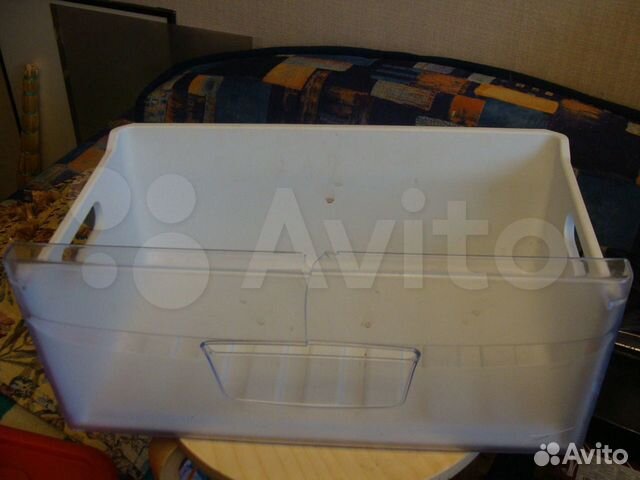 Б/у Ящики и полки для холодильника