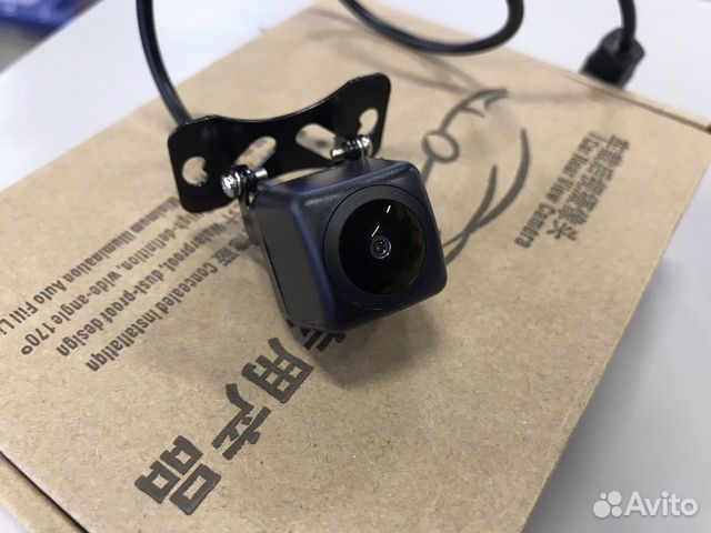 Камера заднего вида универсальная