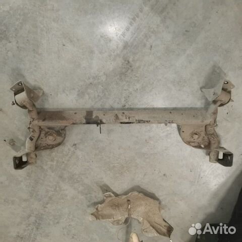 Задняя балка рено логан 1
