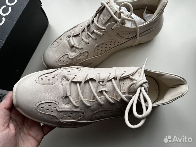 Новые кроссовки Ecco