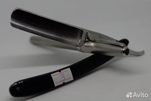 3. Старинная клинковая опасная бритва