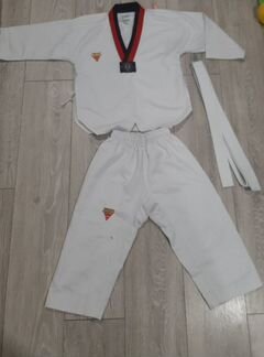 Кимоно 4-6 лет костюм для тхэквондо до 122 рост