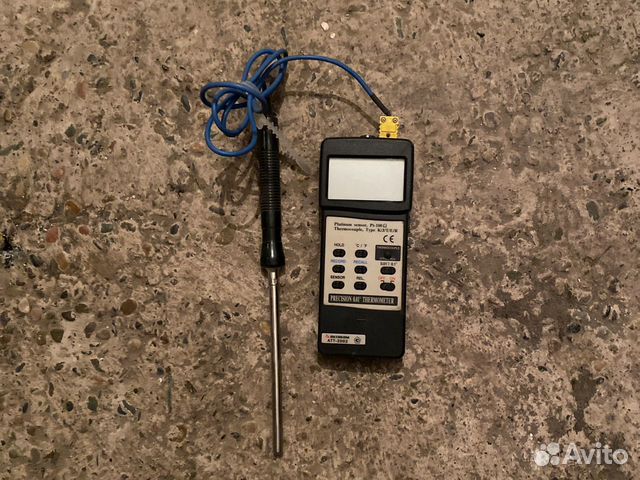 Электронный измеритель температуры
