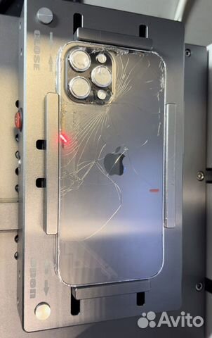 Замена (переклейка) заднего стекла iPhone лазером