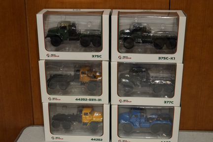 Коллекция моделей урал 1/43 аист