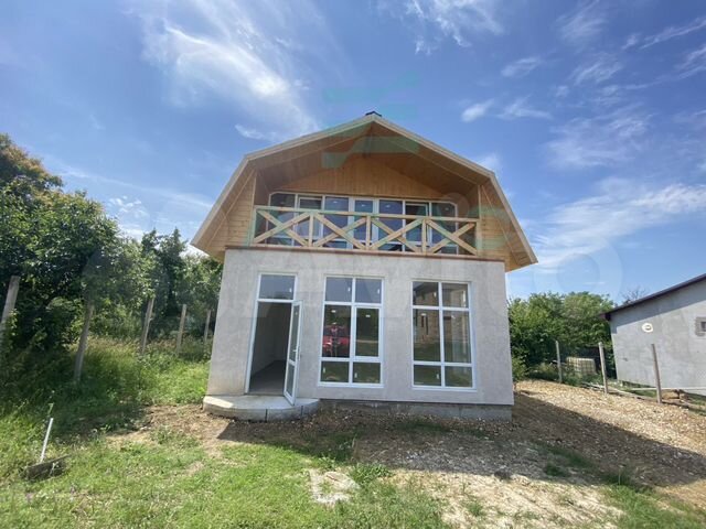 Дом 95 м² на участке 4 сот.