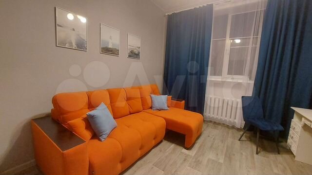 2-к. квартира, 54 м², 1/4 эт.