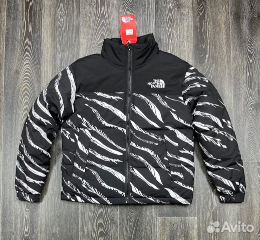 Новая качественная куртка The North Face