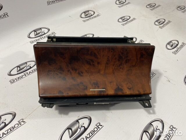 Пепельница в торпеду Mercedes w210 дерево