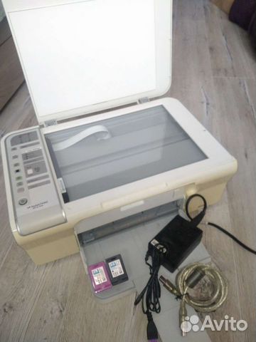 Цветной принтер HP Deskjet F4283 без проводов