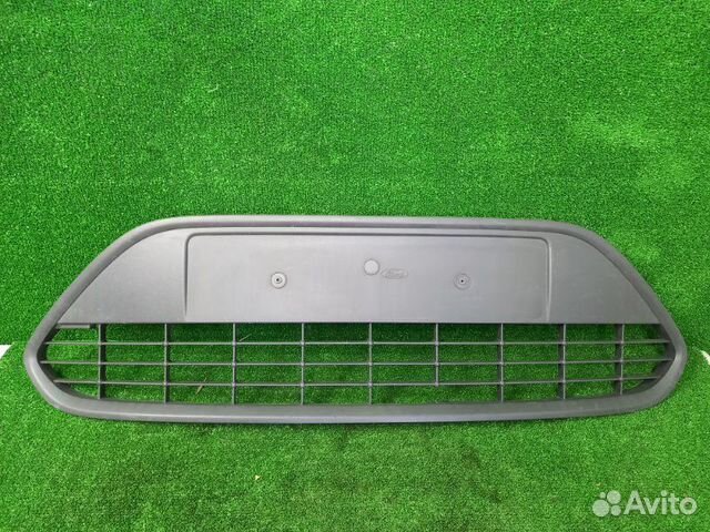 Решетка в бампер Ford Focus CB4 qqdb 2009
