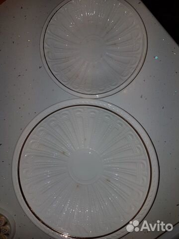 Коллекционные тарелки с выпуклым рисунком зик СССР