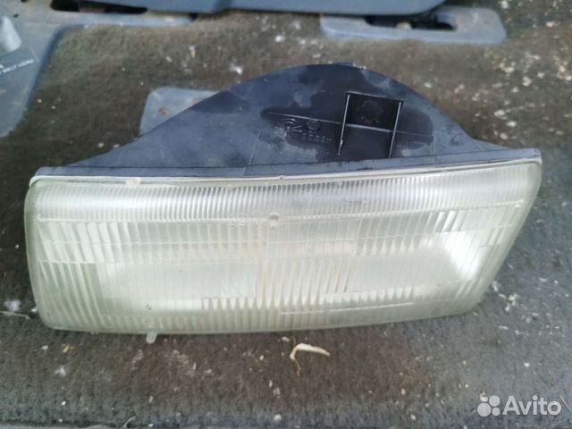 Фары dodge caravan 1995 2 поколение