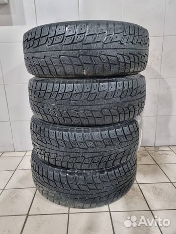 Michelin Latitude X-Ice North 215/60 R17 96T