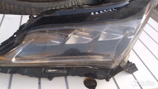 Фара левая Lexus RX4