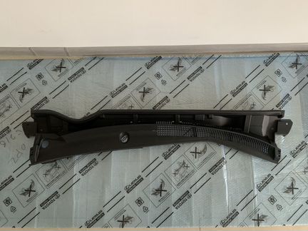 Жабо на Toyota Corolla e180