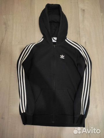 Спортивный костюм adidas