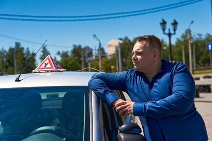 Автоинструктор в Барнауле. МКПП и АКПП. Автошкола