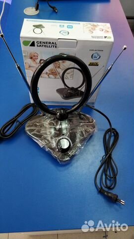 Антенна комнатная с усилителем