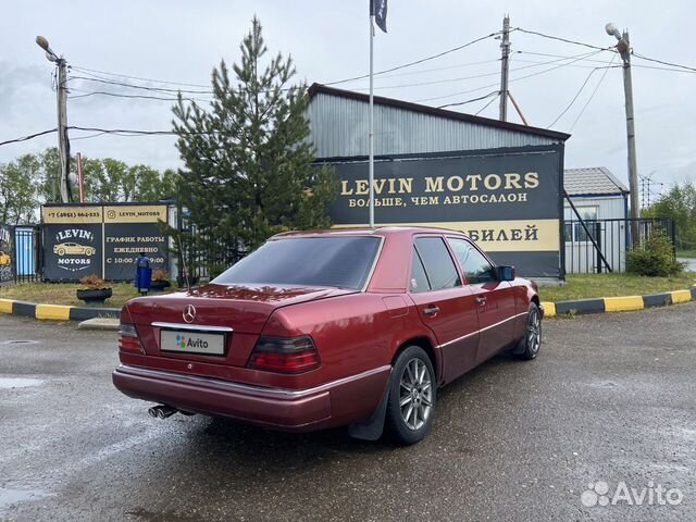 Mercedes-Benz W124 2.2 AT, 1988, 428 808 км