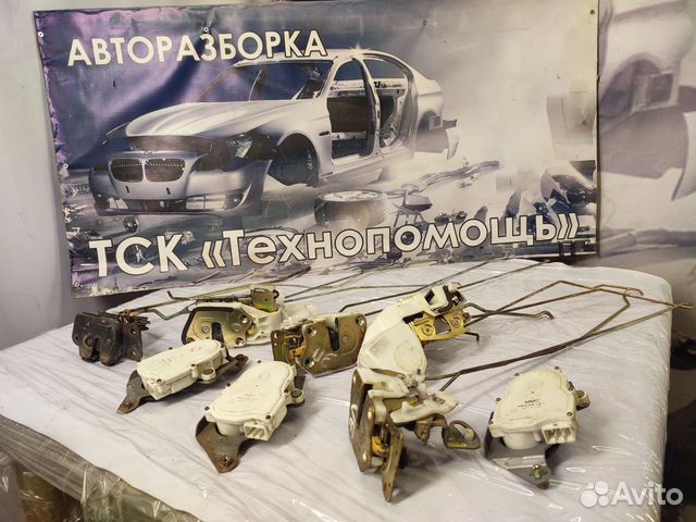 Замок задней двери Mitsubishi Pajero Sport