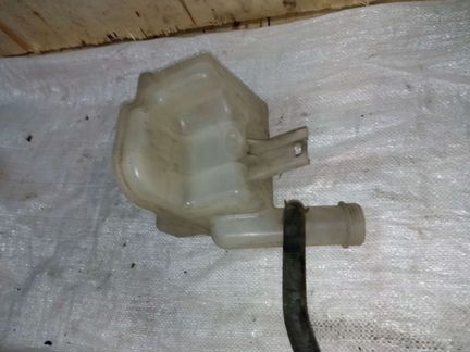 Renault Laguna 2 бачок охлаждающей жидкости