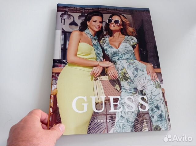 Журнал о моде Guess