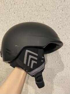 Горнолыжный шлем